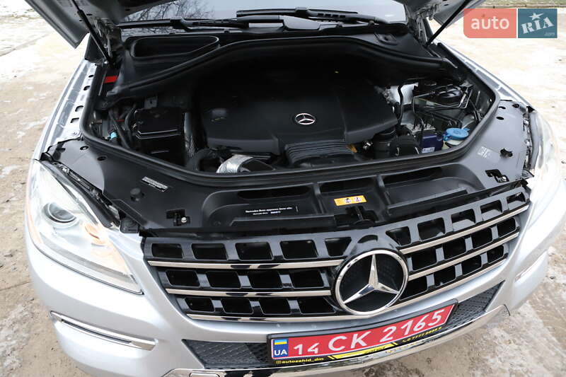 Внедорожник / Кроссовер Mercedes-Benz M-Class 2014 в Дрогобыче