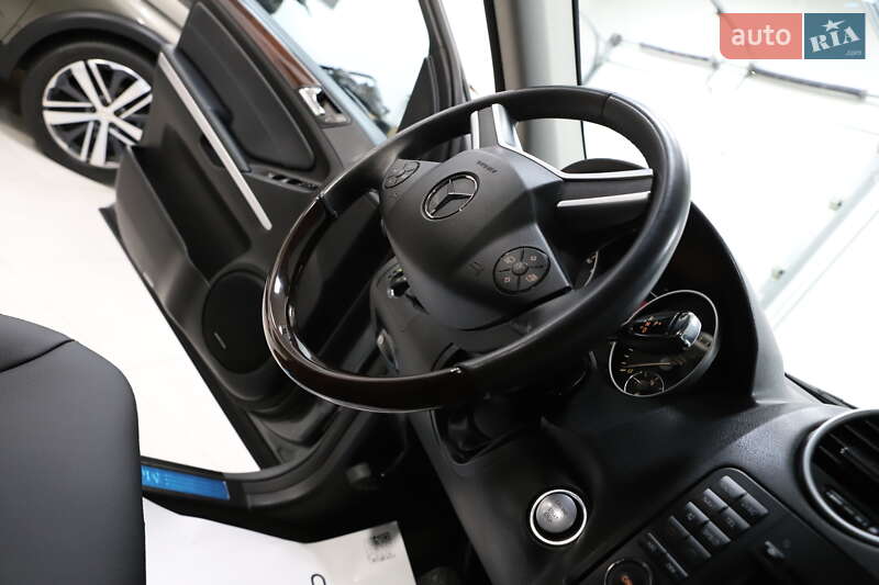 Внедорожник / Кроссовер Mercedes-Benz M-Class 2010 в Дрогобыче