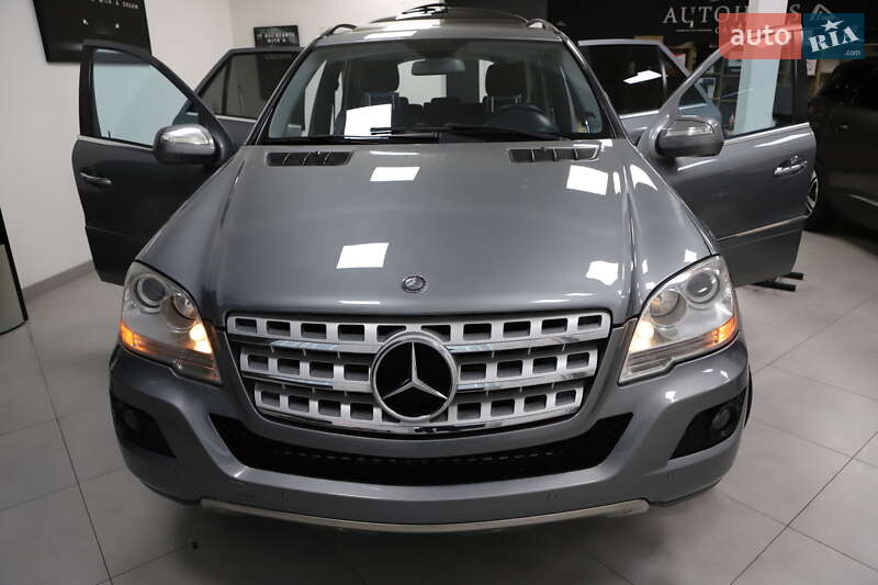 Внедорожник / Кроссовер Mercedes-Benz M-Class 2010 в Дрогобыче