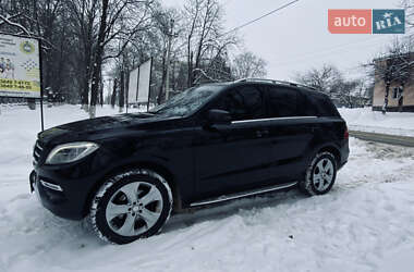 Внедорожник / Кроссовер Mercedes-Benz M-Class 2012 в Каменец-Подольском