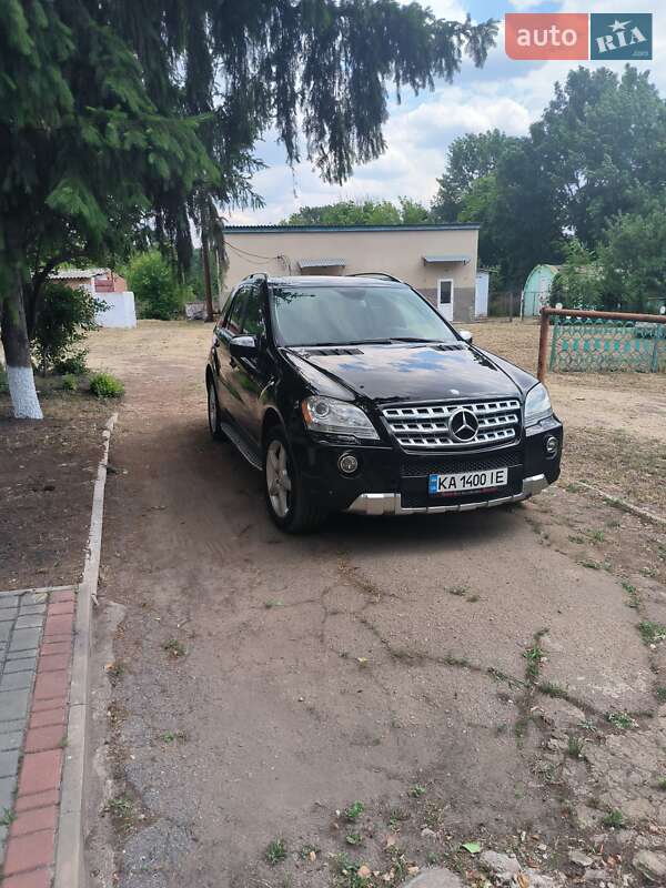 Mercedes-Benz M-Class 2008