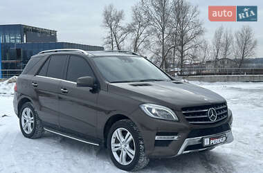 Позашляховик / Кросовер Mercedes-Benz M-Class 2012 в Києві