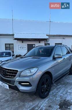 Позашляховик / Кросовер Mercedes-Benz M-Class 2012 в Чернігові