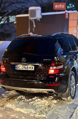 Позашляховик / Кросовер Mercedes-Benz M-Class 2009 в Львові