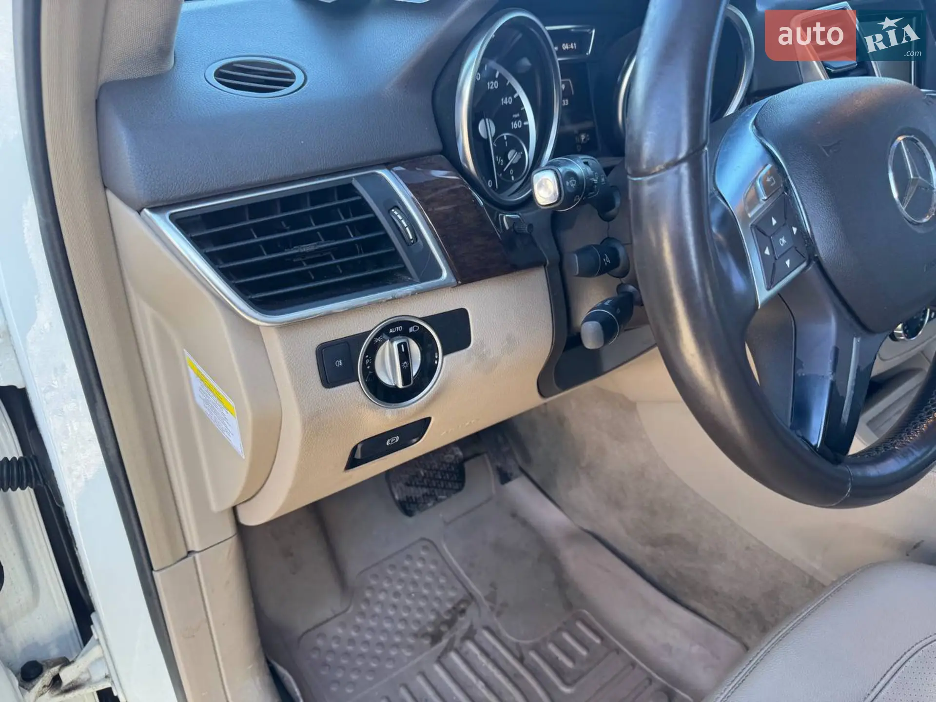 2012 Mercedes-Benz M-klasse - мініатюра 12