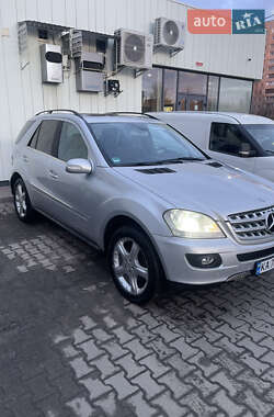 Внедорожник / Кроссовер Mercedes-Benz M-Class 2008 в Киеве