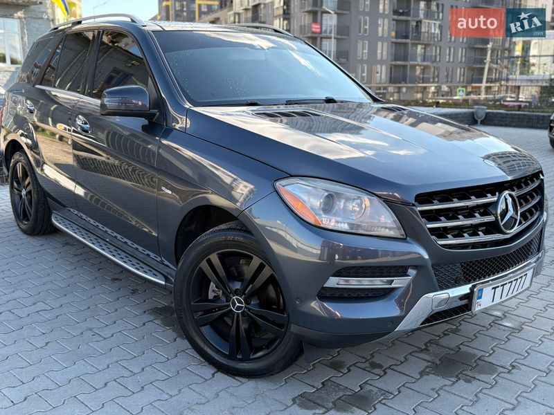 Внедорожник / Кроссовер Mercedes-Benz M-Class 2012 в Львове