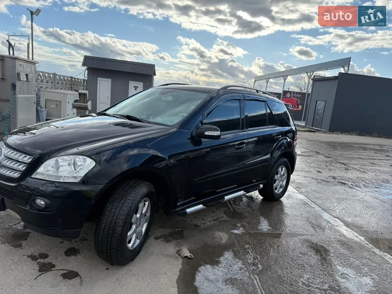 Mercedes-Benz M-Class