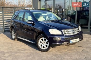 Позашляховик / Кросовер Mercedes-Benz M-Class 2005 в Рівному