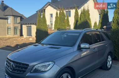 Внедорожник / Кроссовер Mercedes-Benz M-Class 2013 в Луцке