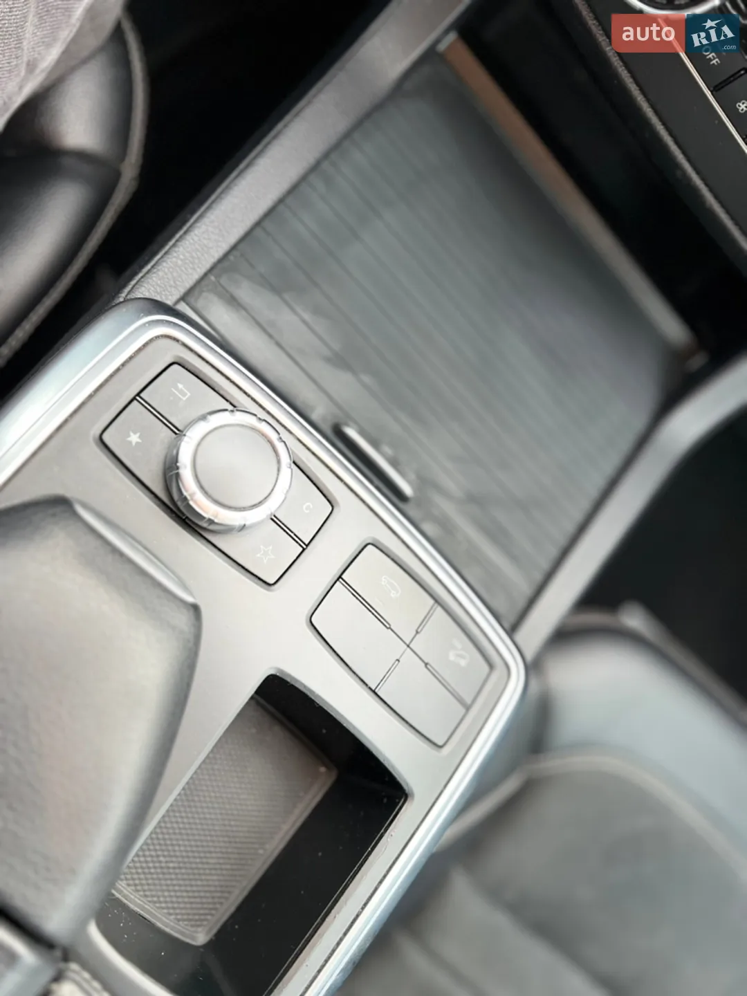 2013 Mercedes-Benz M-klasse - мініатюра 22