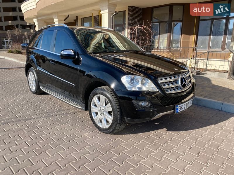 Mercedes-Benz M-Class 2008