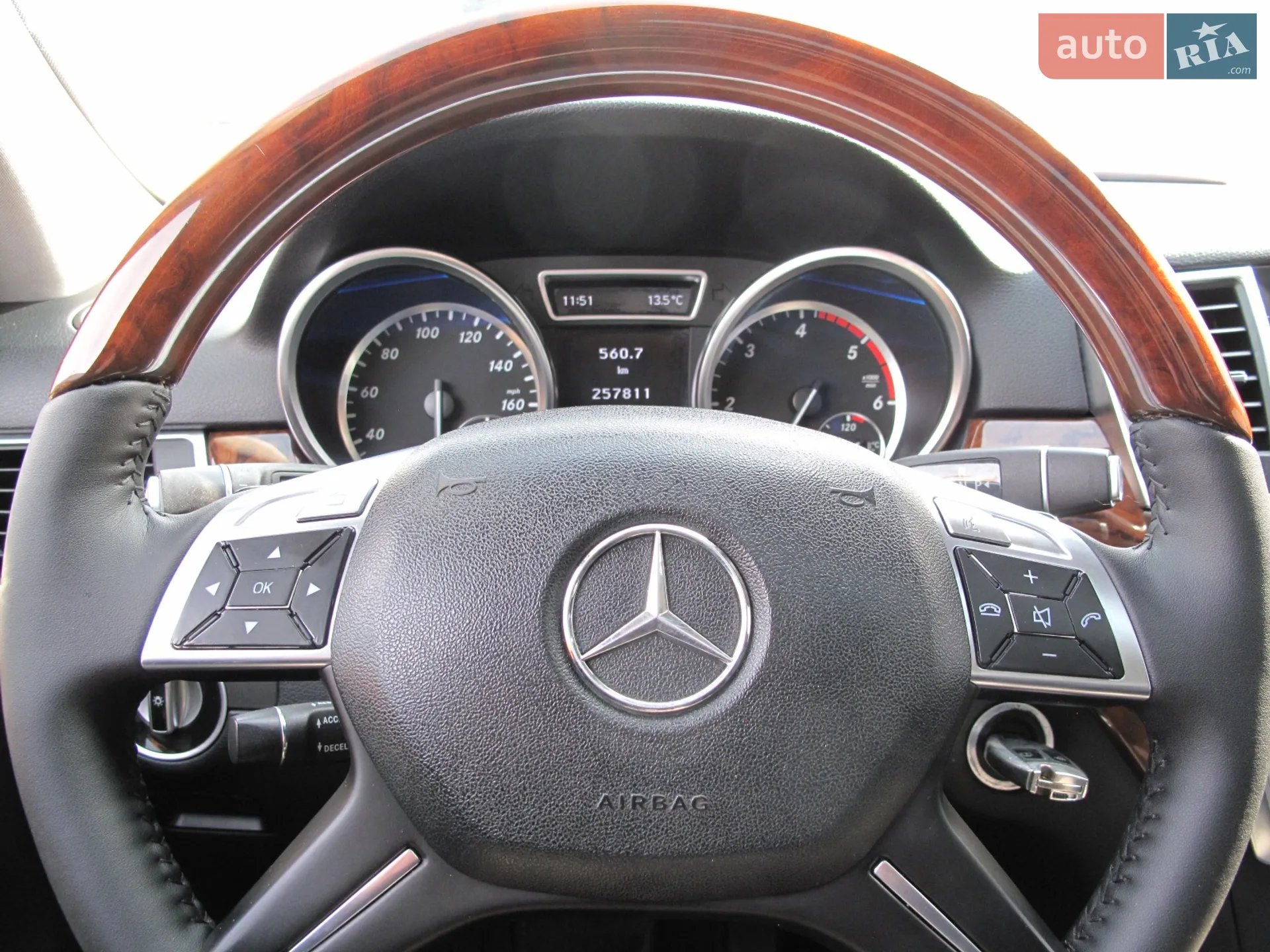 2011 Mercedes-Benz M-klasse - мініатюра 67