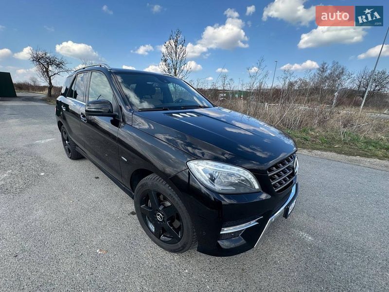 Mercedes-Benz M-Class 2012