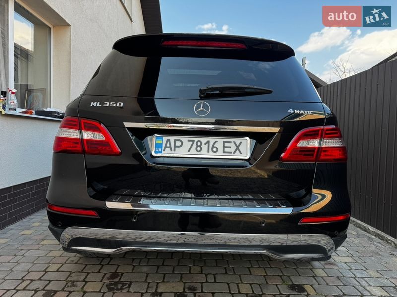 Внедорожник / Кроссовер Mercedes-Benz M-Class 2013 в Каменец-Подольском