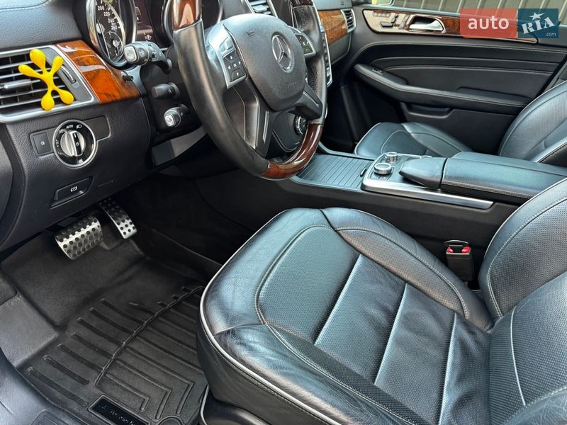 Внедорожник / Кроссовер Mercedes-Benz M-Class 2013 в Каменец-Подольском