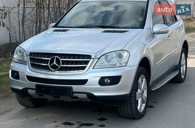 Внедорожник / Кроссовер Mercedes-Benz M-Class 2005 в Рокитном