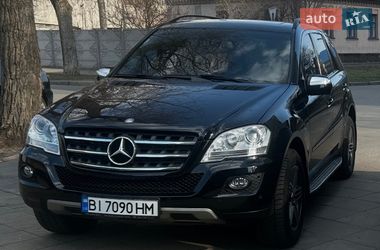 Внедорожник / Кроссовер Mercedes-Benz M-Class 2009 в Черкассах