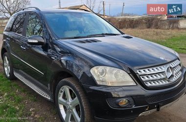 Позашляховик / Кросовер Mercedes-Benz M-Class 2007 в Чугуєві