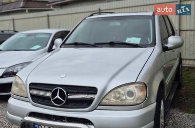 Позашляховик / Кросовер Mercedes-Benz M-Class 2000 в Кременчуці