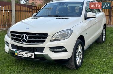 Внедорожник / Кроссовер Mercedes-Benz M-Class 2012 в Львове