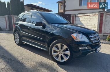 Внедорожник / Кроссовер Mercedes-Benz M-Class 2010 в Киеве