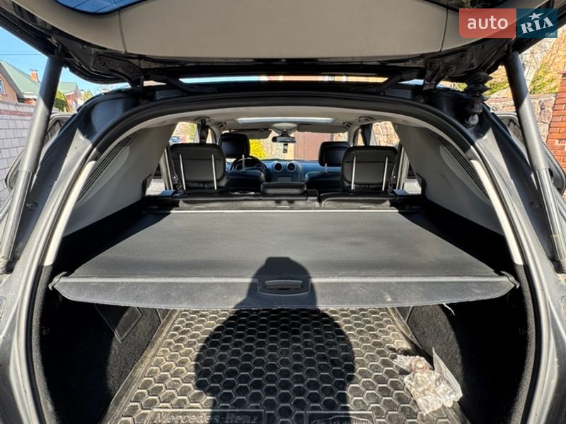 Внедорожник / Кроссовер Mercedes-Benz M-Class 2010 в Киеве