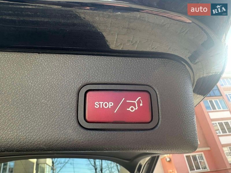 Внедорожник / Кроссовер Mercedes-Benz M-Class 2013 в Киеве