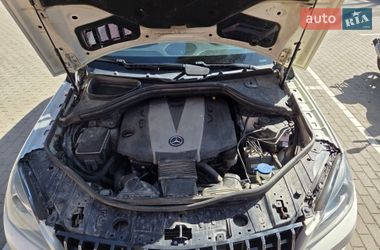 Внедорожник / Кроссовер Mercedes-Benz M-Class 2012 в Ирпене