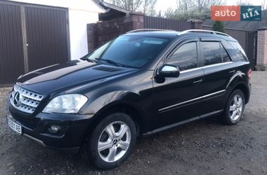 Внедорожник / Кроссовер Mercedes-Benz M-Class 2009 в Мурованых Куриловцах