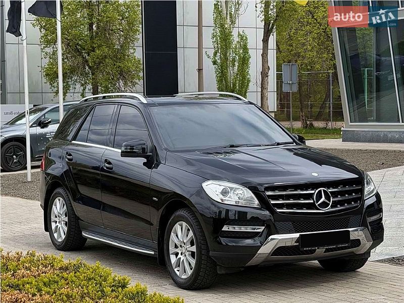 Mercedes-Benz M-Class 2013