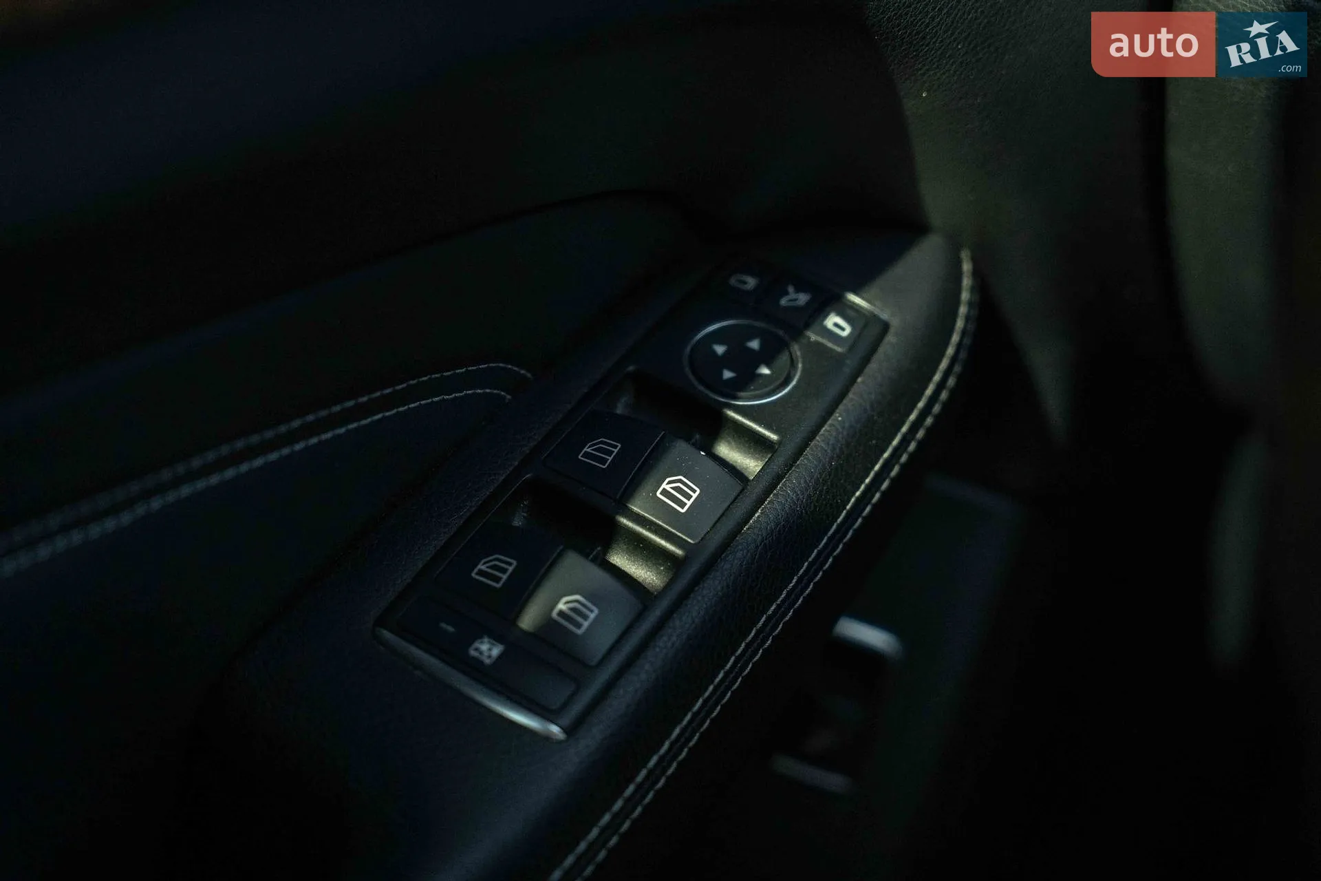 2012 Mercedes-Benz M-klasse - мініатюра 22