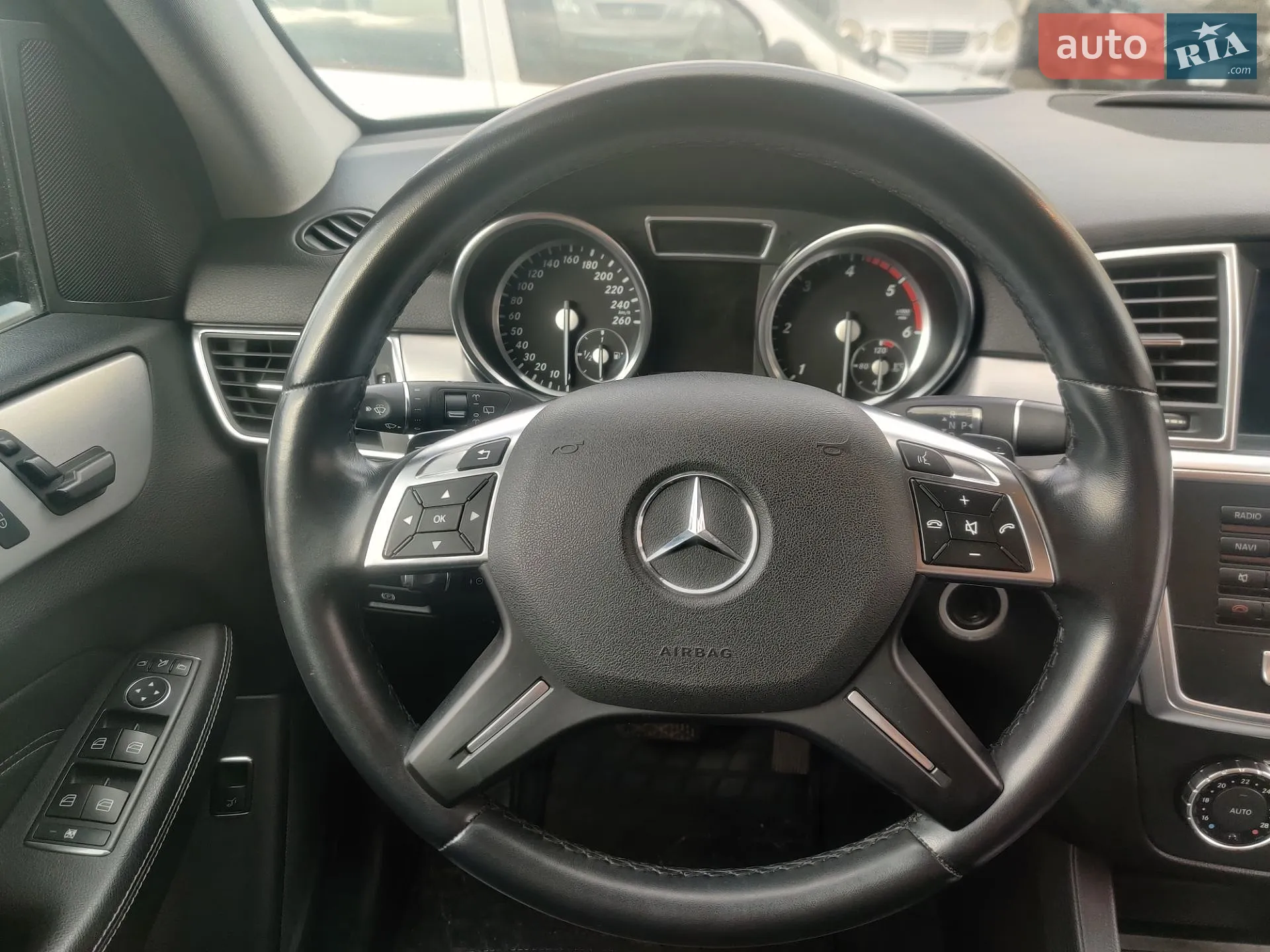 2014 Mercedes-Benz M-klasse - мініатюра 11