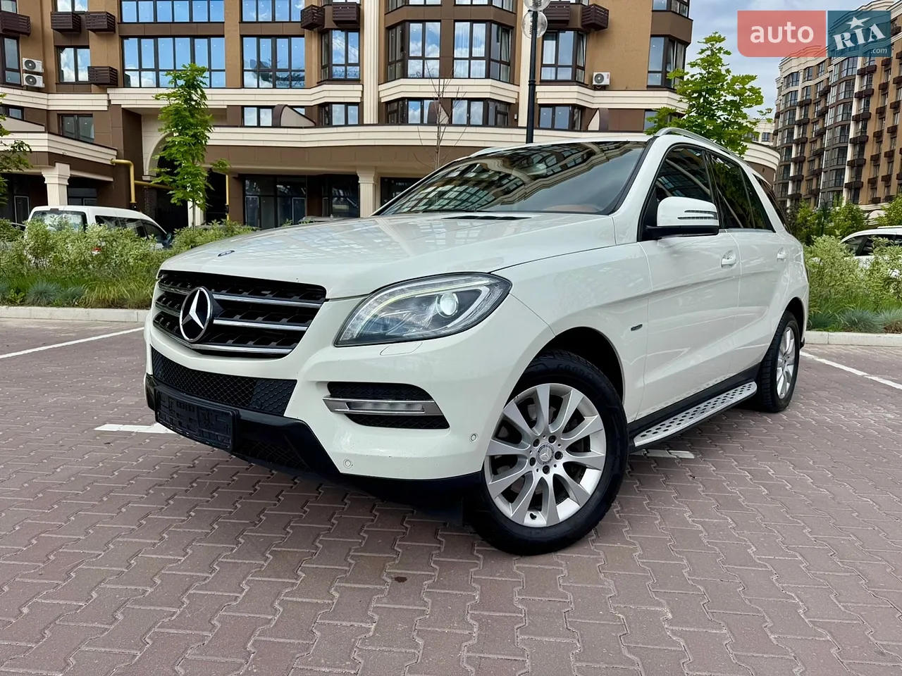 2011 Mercedes-Benz M-klasse - мініатюра 24