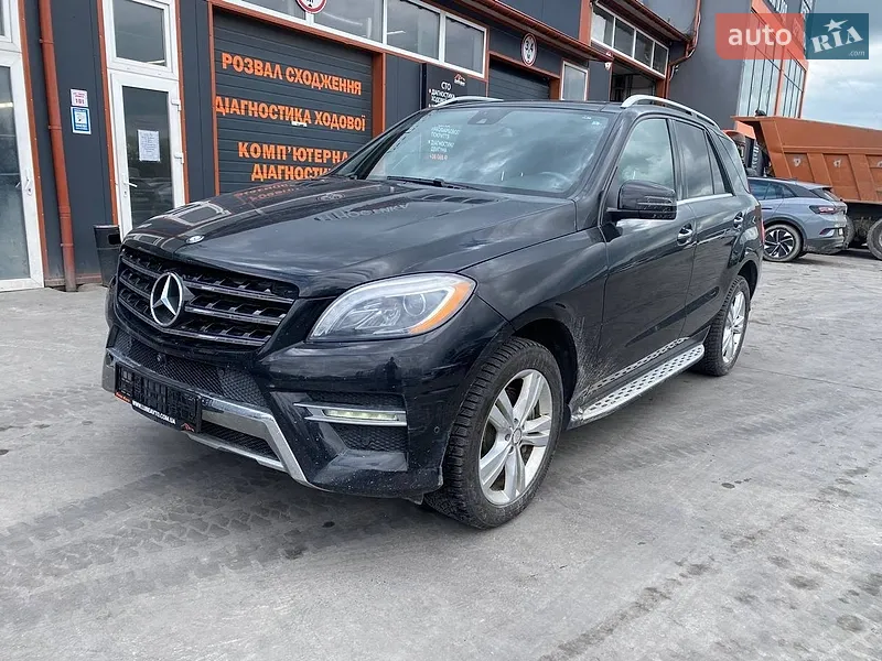 Mercedes-Benz M-Class 2015