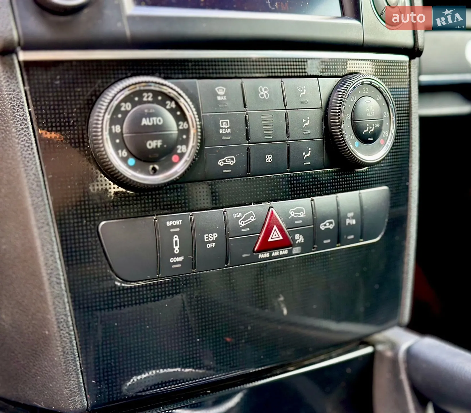 2010 Mercedes-Benz M-klasse - мініатюра 27