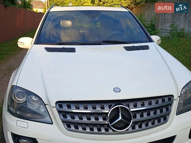 Mercedes-Benz M-Class 2008