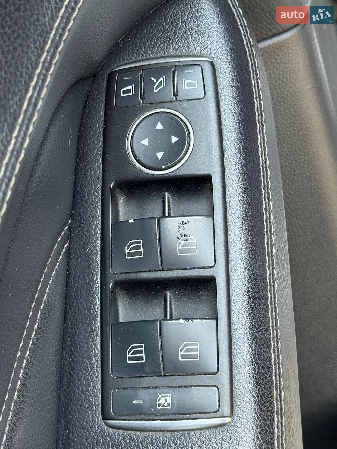 2011 Mercedes-Benz M-klasse - мініатюра 22