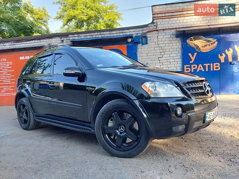 Mercedes-Benz M-Class