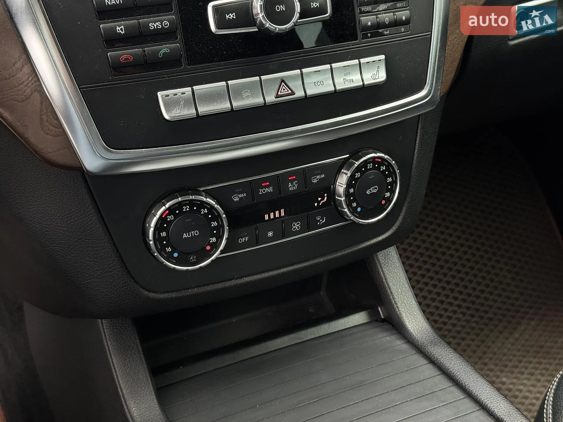 2013 Mercedes-Benz M-klasse - мініатюра 25