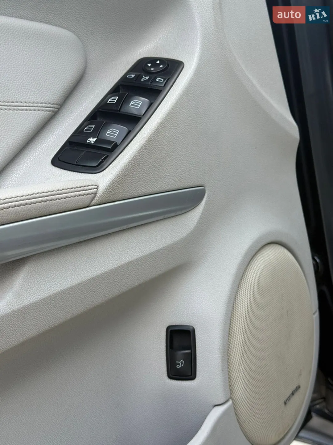 2010 Mercedes-Benz M-klasse - мініатюра 33