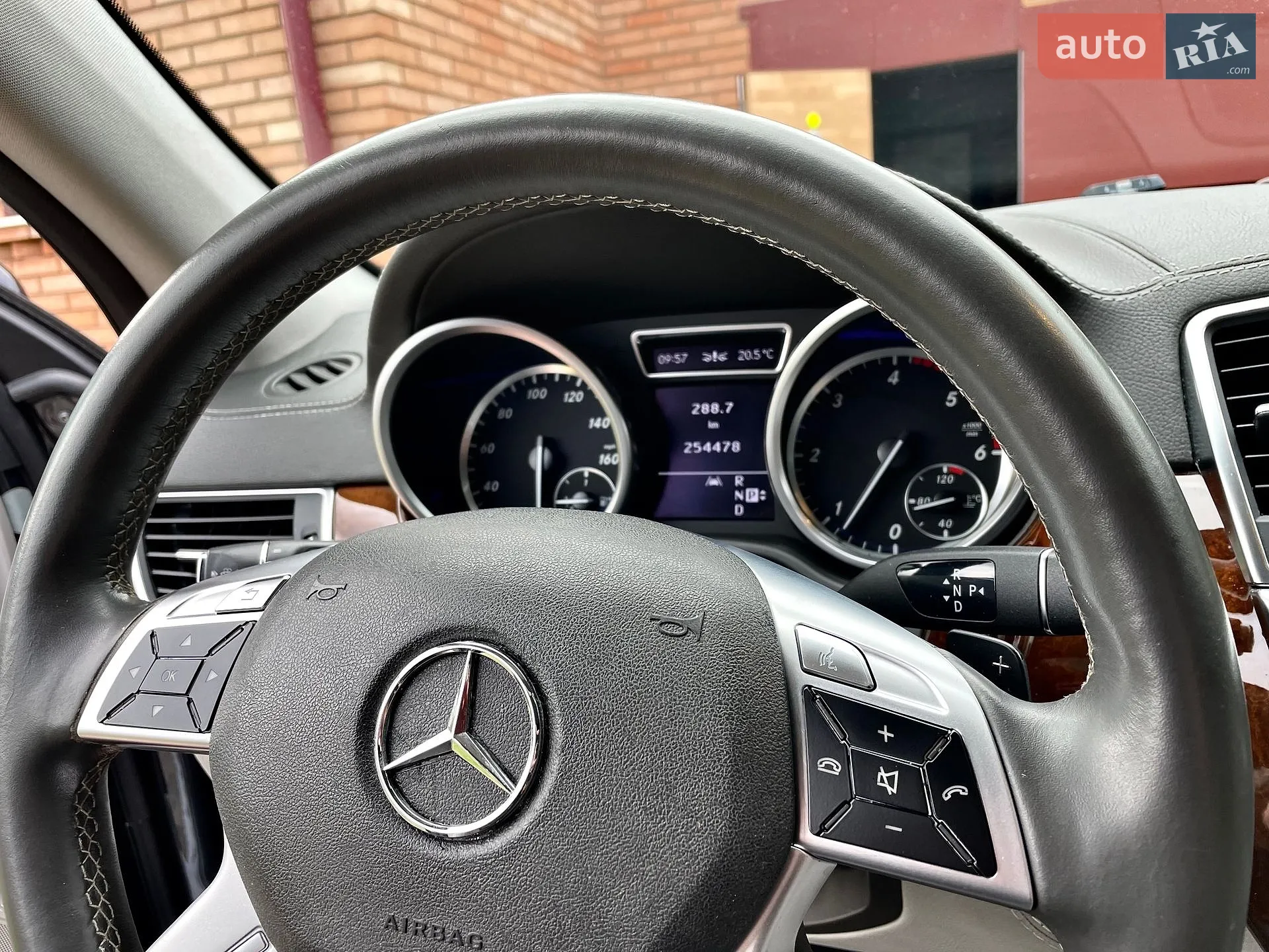2013 Mercedes-Benz M-klasse - мініатюра 92