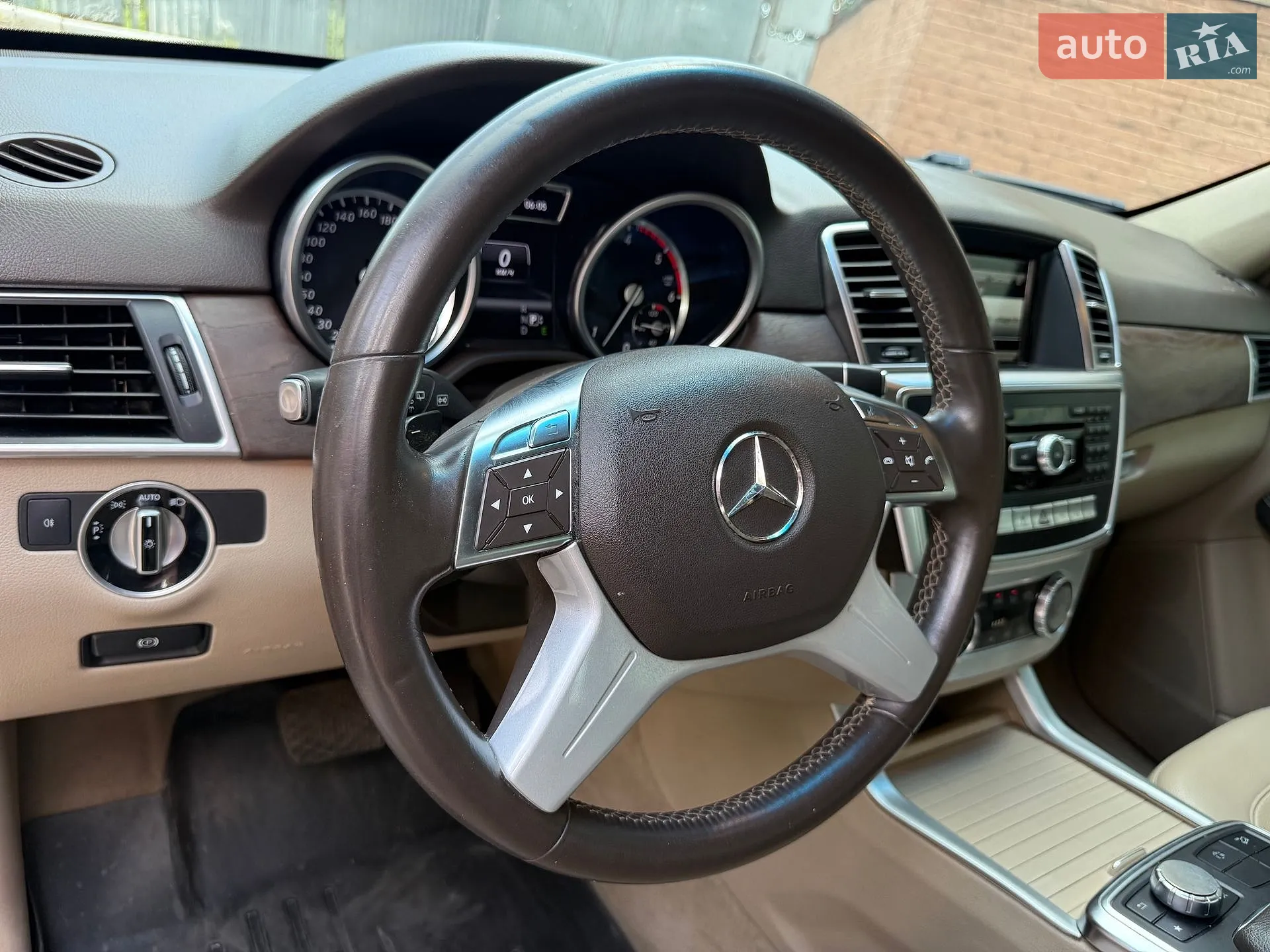 2013 Mercedes-Benz M-klasse - мініатюра 32