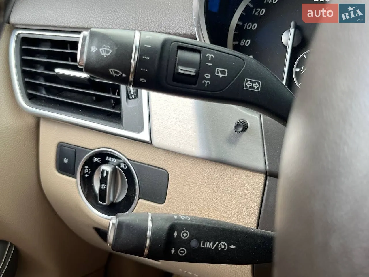 2012 Mercedes-Benz M-klasse - мініатюра 21