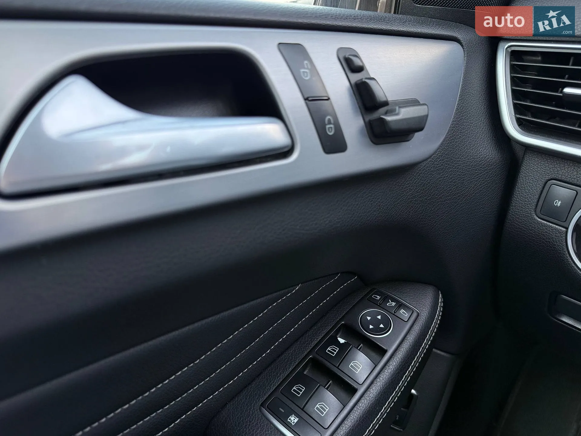 2015 Mercedes-Benz M-klasse - мініатюра 17
