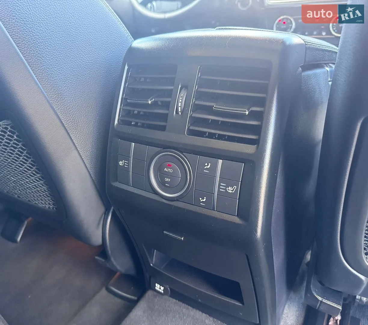 2014 Mercedes-Benz M-klasse - мініатюра 11