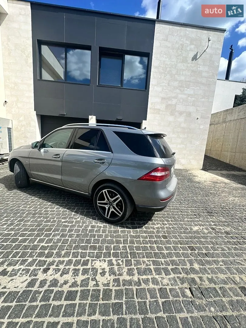 2011 Mercedes-Benz M-klasse - мініатюра 32