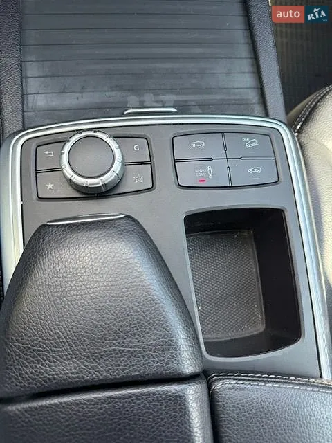 2012 Mercedes-Benz M-klasse - мініатюра 12