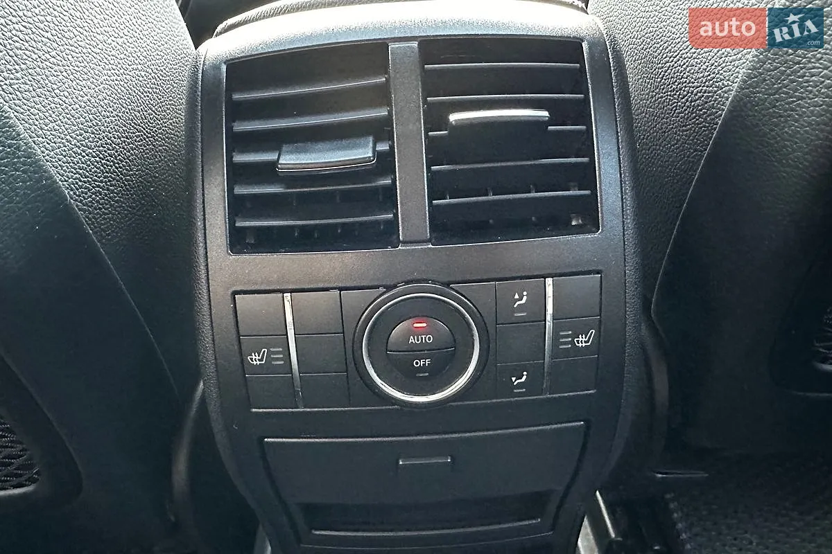 2010 Mercedes-Benz M-klasse - мініатюра 24