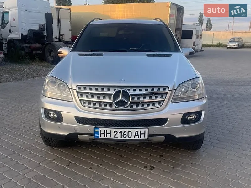 Mercedes-Benz M-Class